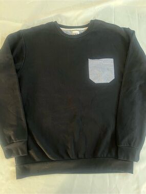 Zara Men’s Blue Long-Sleeve Crewneck with Blue Stripe Pocket